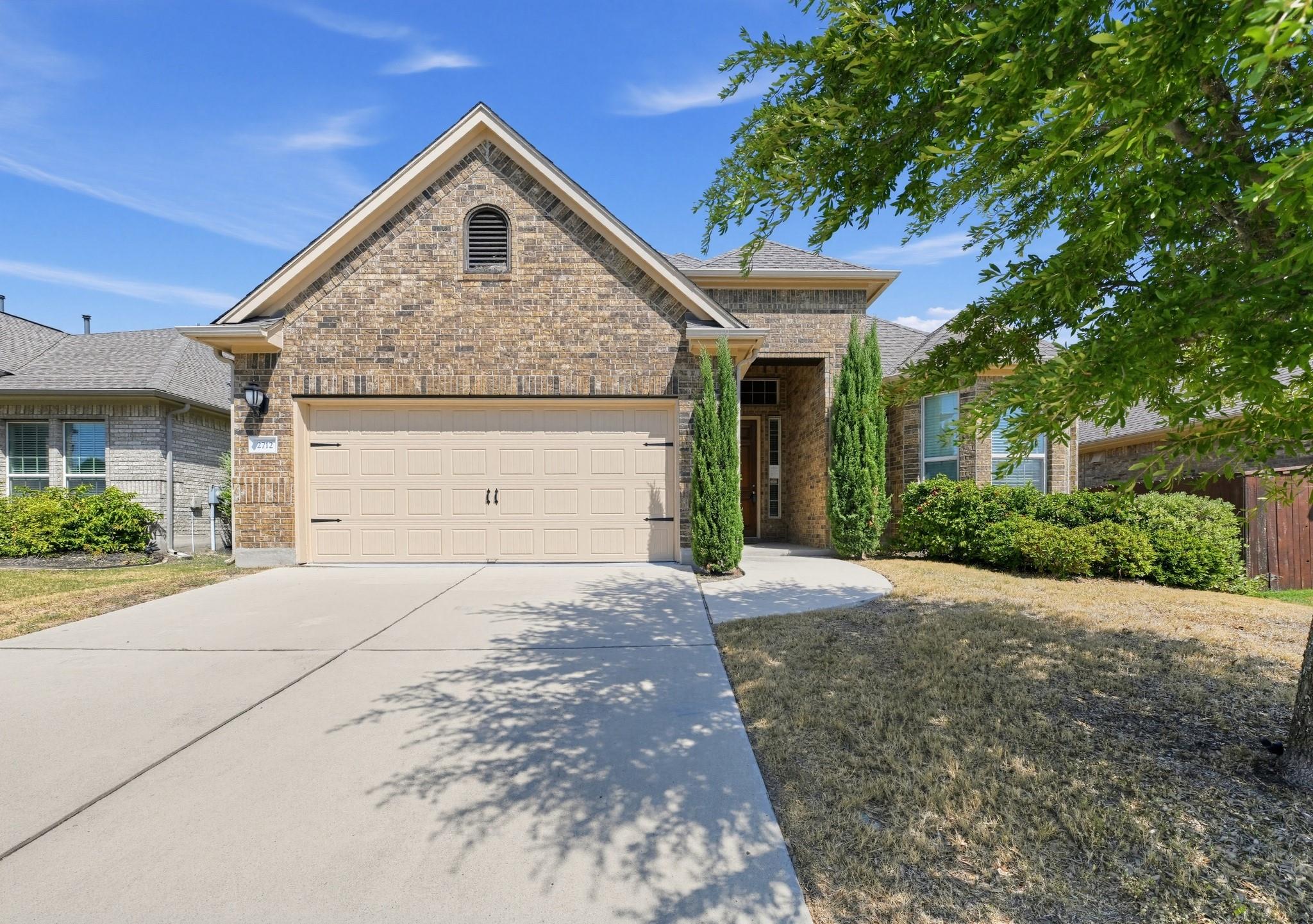 2712 Enza CT