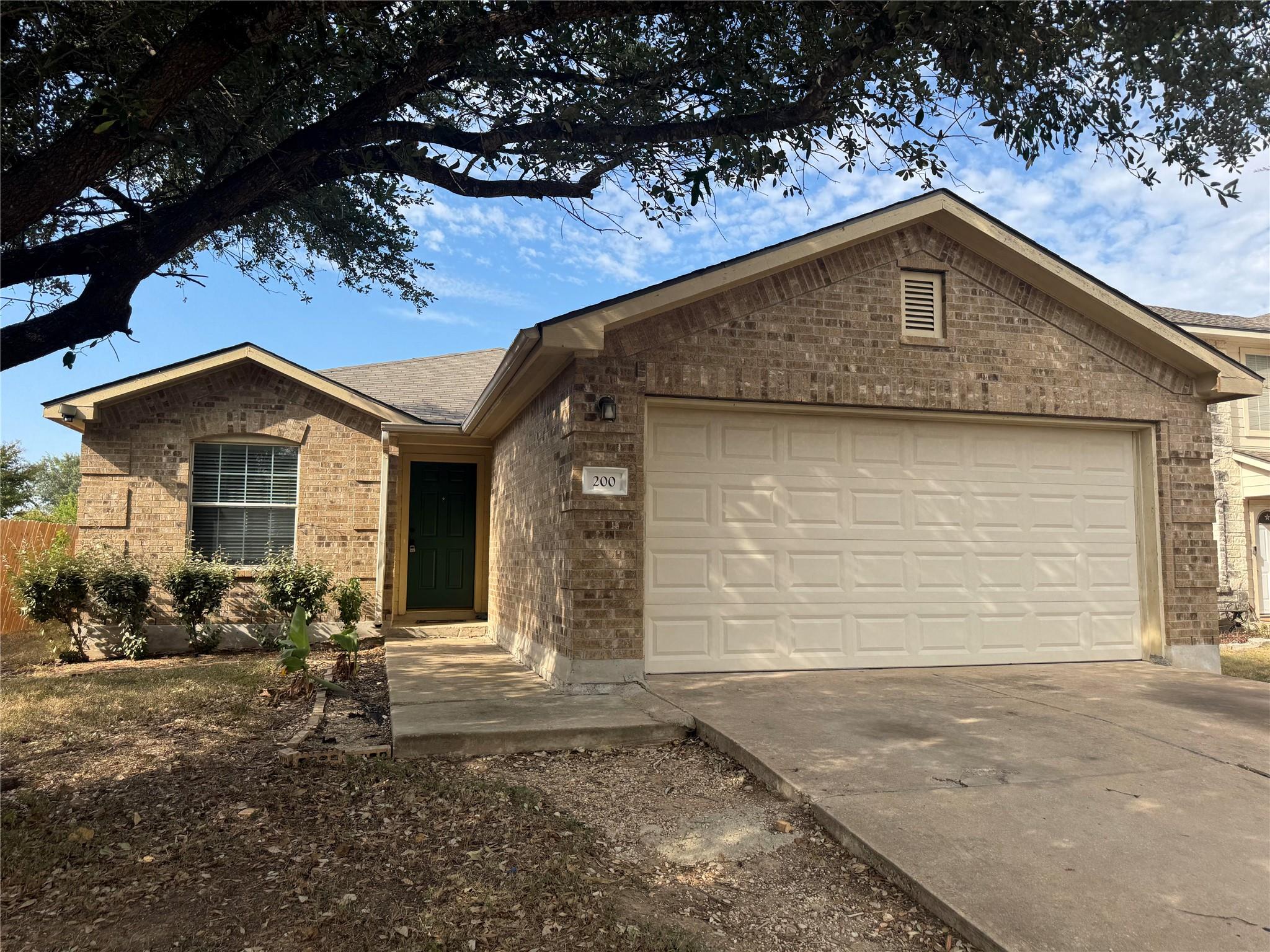 200 Meadow Park DR