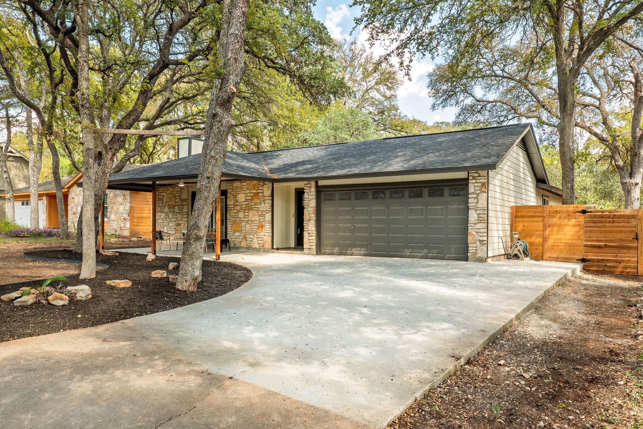 8909 Texas Sun DR
