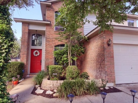 3704 Castle Rock DR