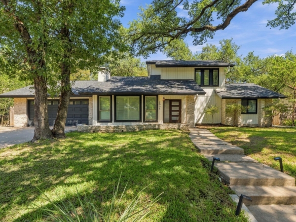 4004 Austin Woods DR