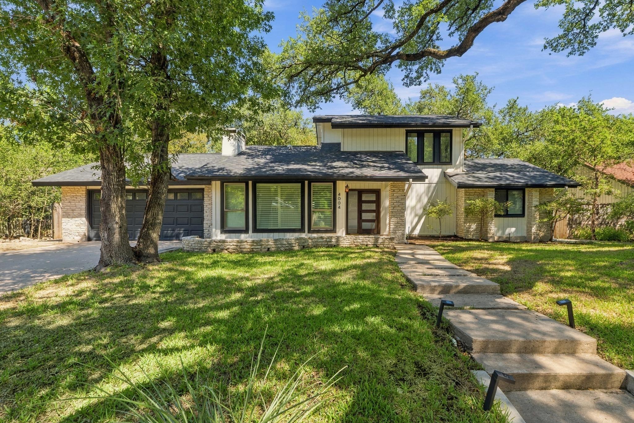 4004 Austin Woods DR