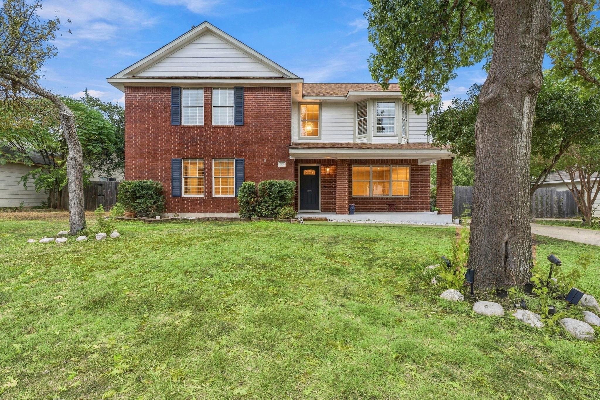 1703 Mimosa LN