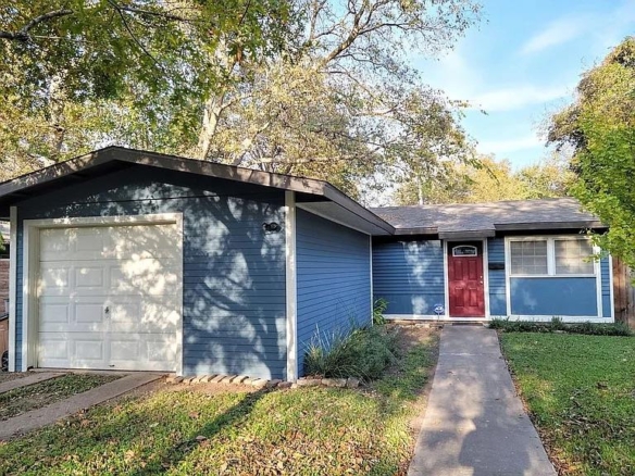 502 Sacramento DR
