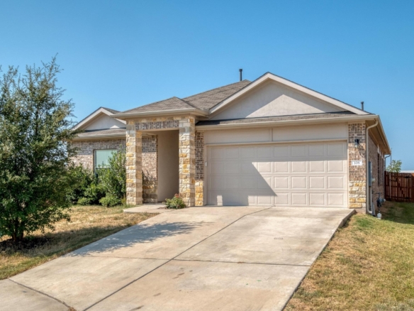 108 Kleberg CT