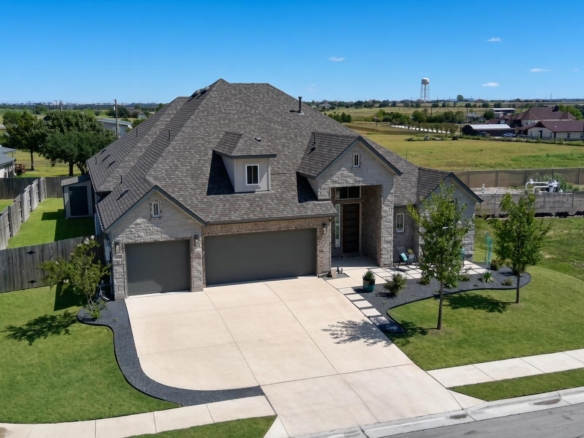 4300 Boyington DR