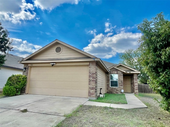 708 Red Tails DR